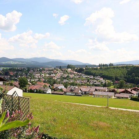 Ferienhaus Und Ferienwohnungen Holzapfel Geiersthal Exterior foto
